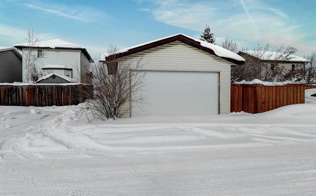Third View of 9033 93 Avenue , Cobblestone, Grande Prairie, Alberta, T8X 0A3