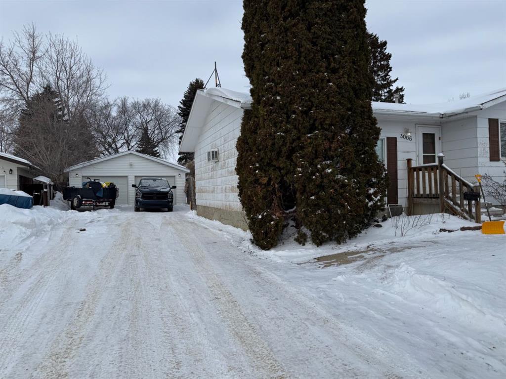 Third View of 3006 52 Avenue , Steele Heights, Lloydminster, Alberta, T9V 1P5