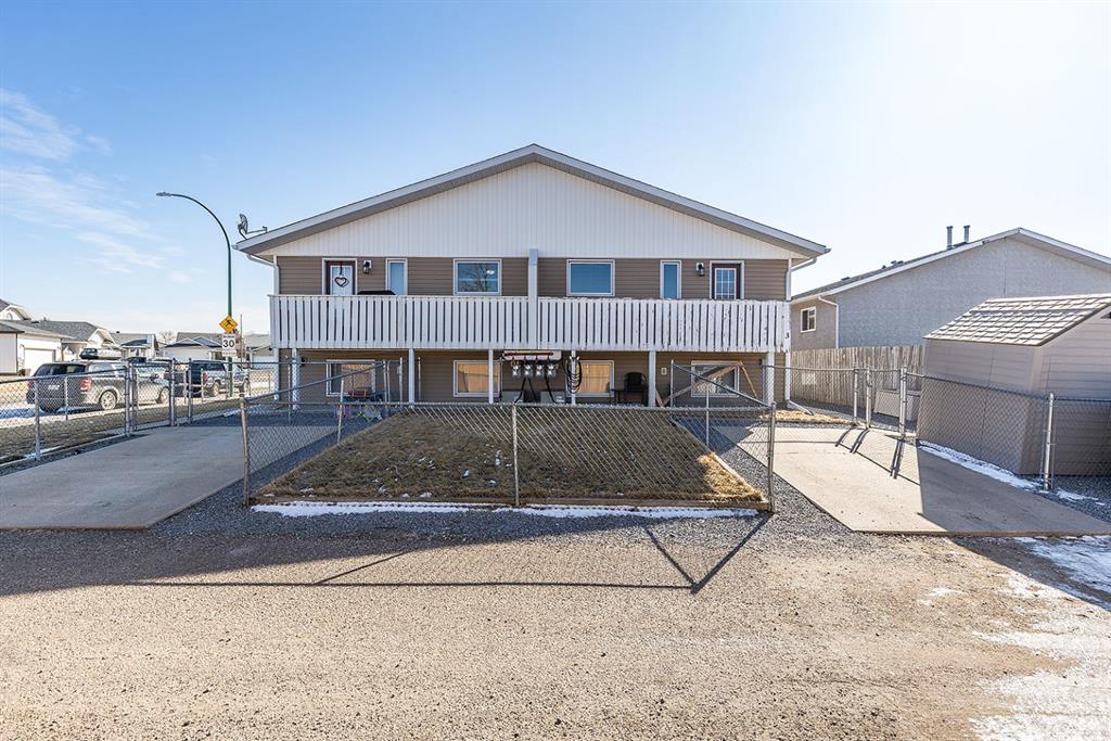 Third View of 21 Hobbs Way NE, Northeast Crescent Heights, Medicine Hat, Alberta, T1C 1W2