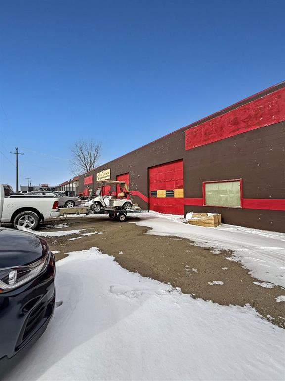 Third View of Unit 1, 1621 Highway Avenue SE, Redcliff Industrial, Redcliff, Alberta, T0J 2P0