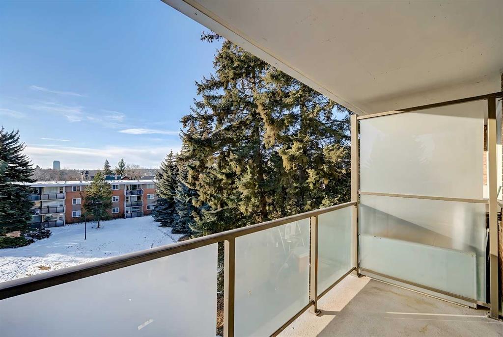 Third View of 356, 1620 8 Avenue NW, Hounsfield Heights/Briar Hill, Calgary, Alberta, T2N 1C4