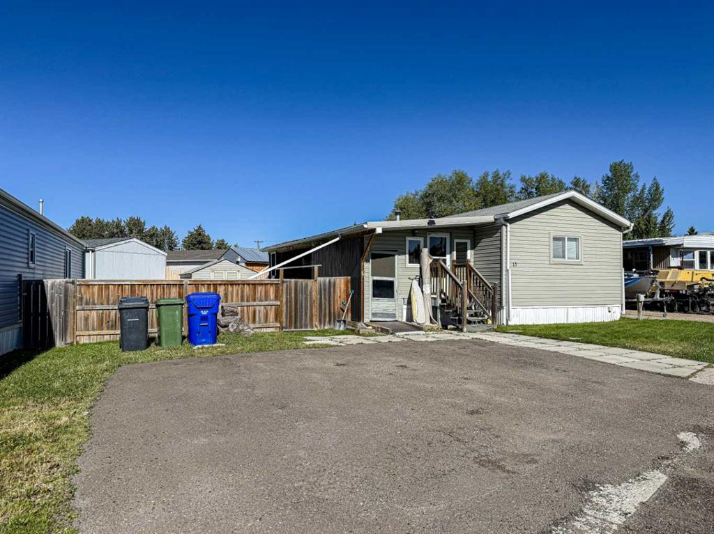 Fourth View of 13, 5800 46 Street , NONE, Olds, Alberta, T4H 1G7