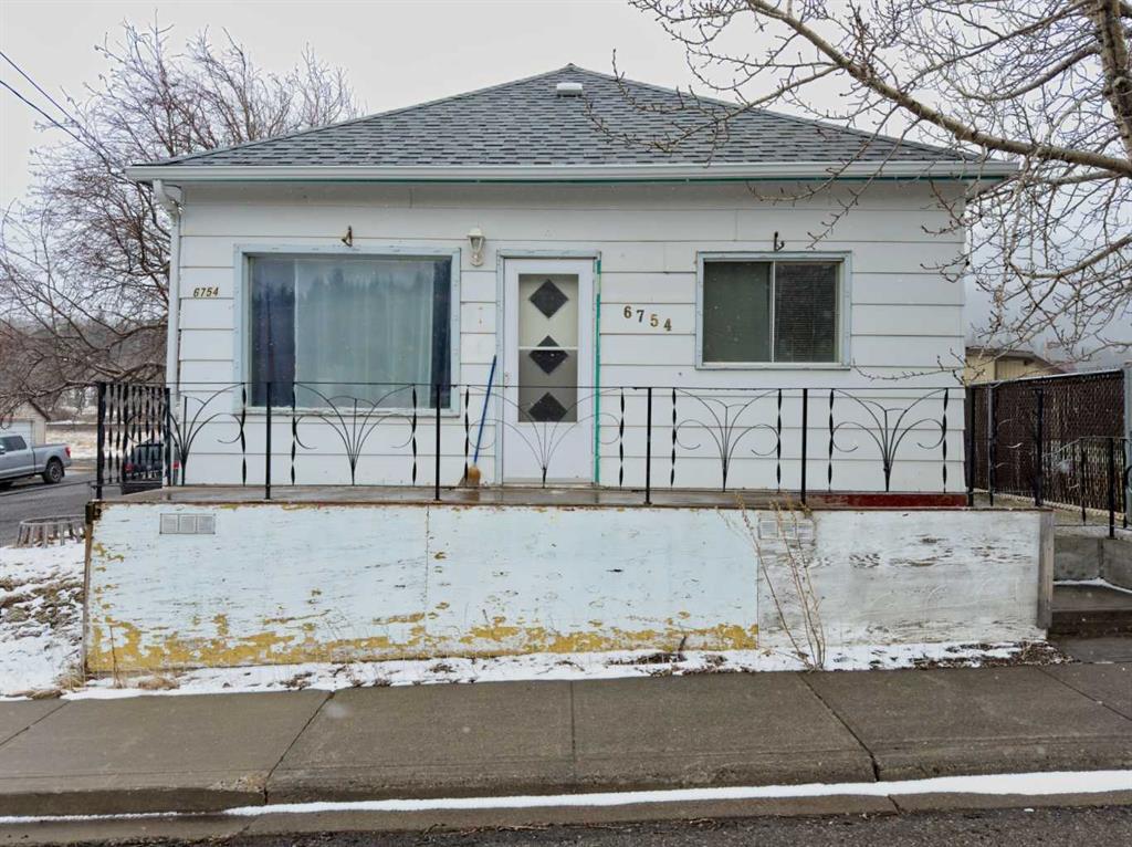 6754 17 Avenue , A2288957, Alberta,