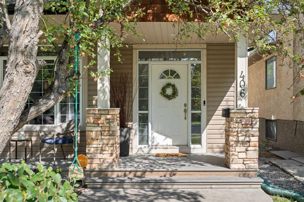 Third View of 406 22 Avenue NW, Mount Pleasant, Calgary, Alberta, T2M 1N3