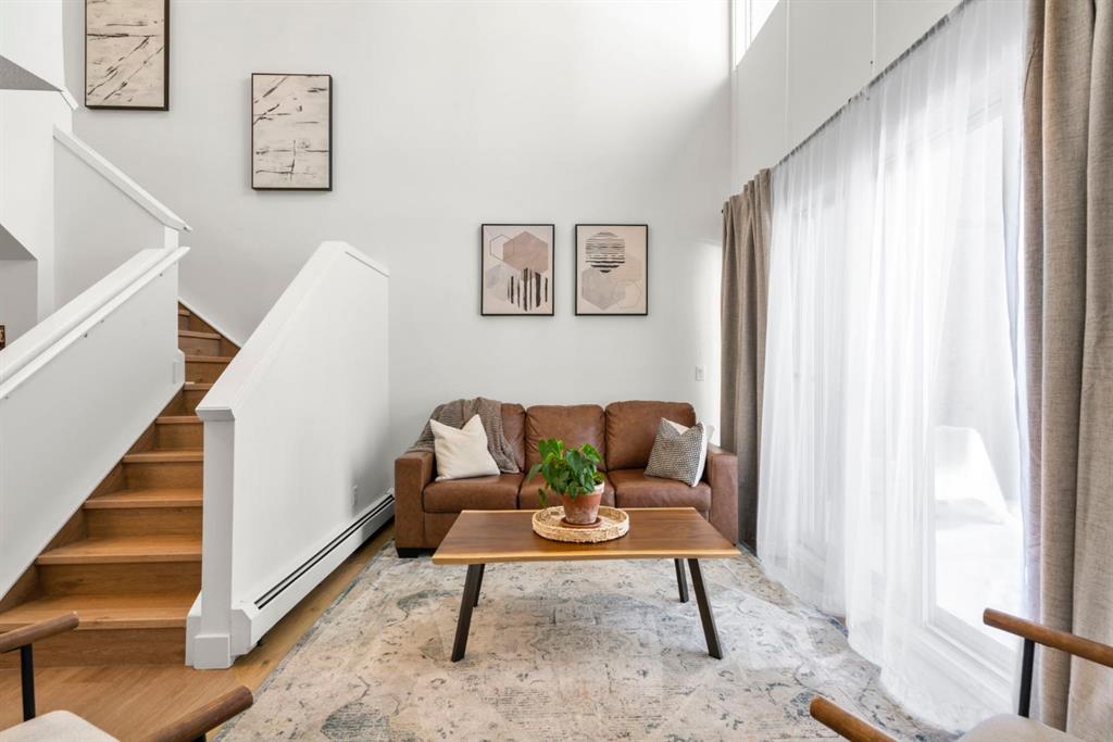 Fourth View of 8, 114 Village Heights SW, Patterson, Calgary, Alberta, T3H2L2