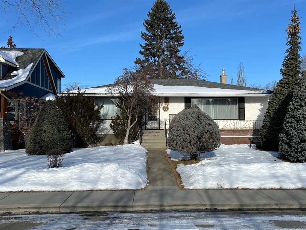 719 33A Street NW, A2289194, Alberta,