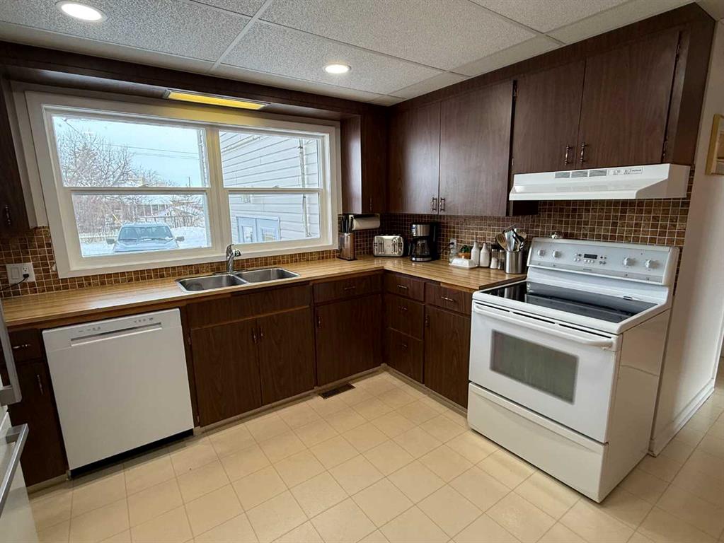 Fifth View of 4606 50 Avenue , NONE, Vermilion, Alberta, T9X 1R5