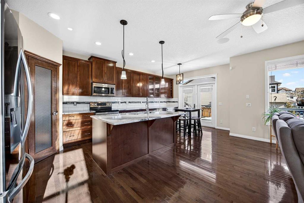 Fifth View of 46 Heritage Landing , Heritage Hills, Cochrane, Alberta, T4C 0E3