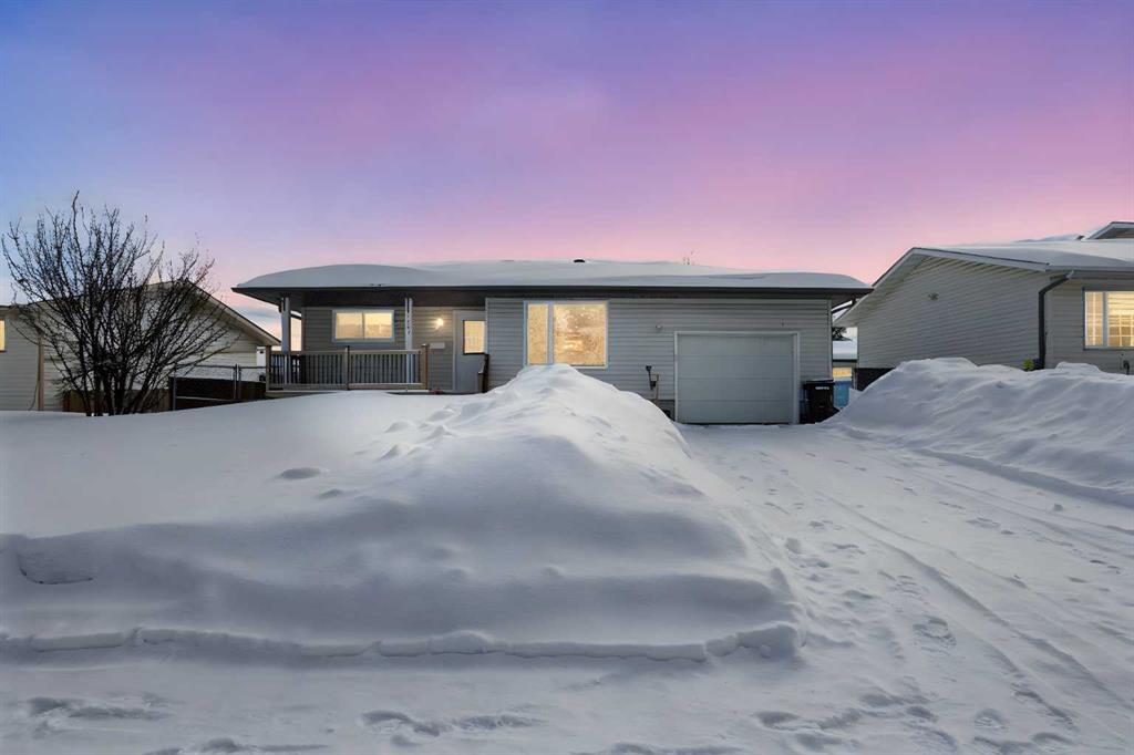 157 Hilltop Crescent , A2289287, Alberta,