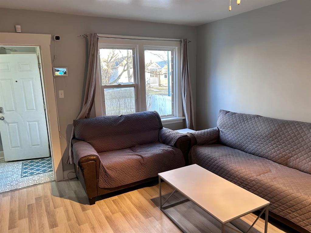 Fourth View of 516 12a Street N, Senator Buchanan, Lethbridge, Alberta, T1H 2J7