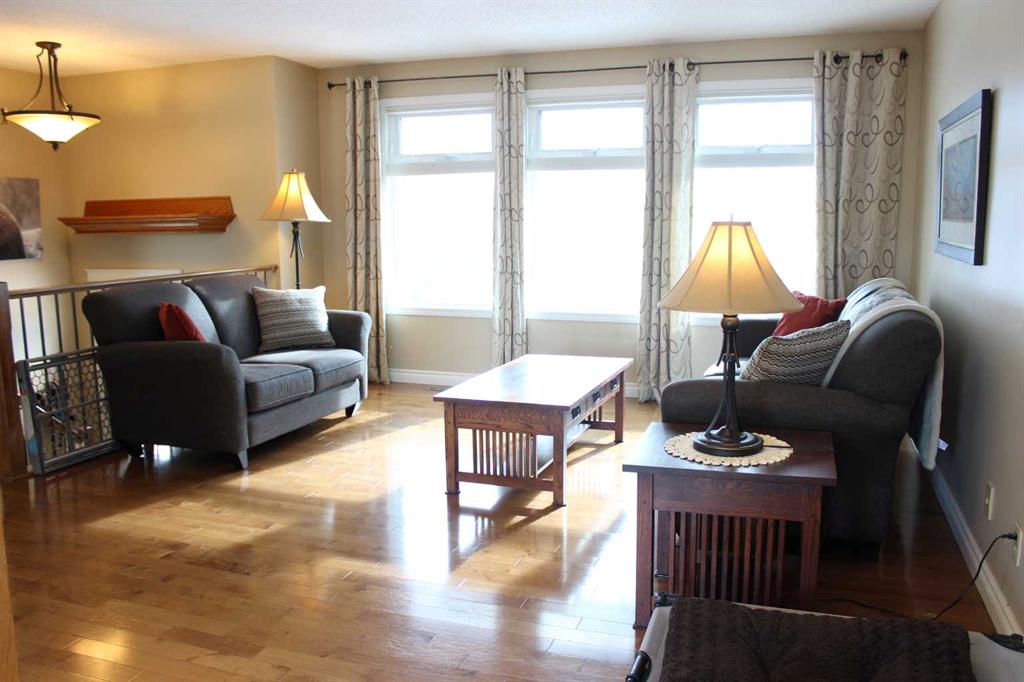 Third View of 36 Whitnel Place NE, Whitehorn, Calgary, Alberta, T1Y 4J4