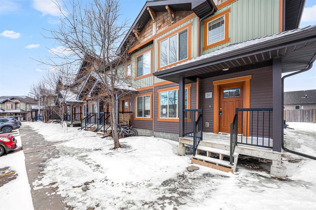 Fifth View of 39, 4008 41 Avenue , Larsen Grove, Lloydminster, Saskatchewan, S9V 1Y5