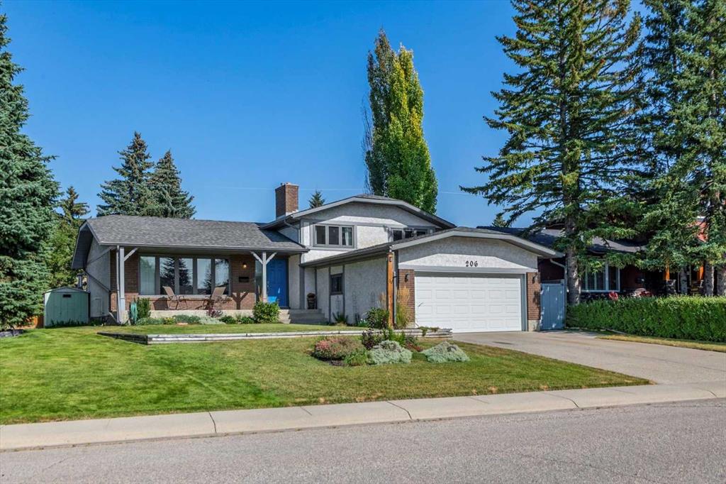 206 Lake Fraser Place SE, A2289350, Alberta,