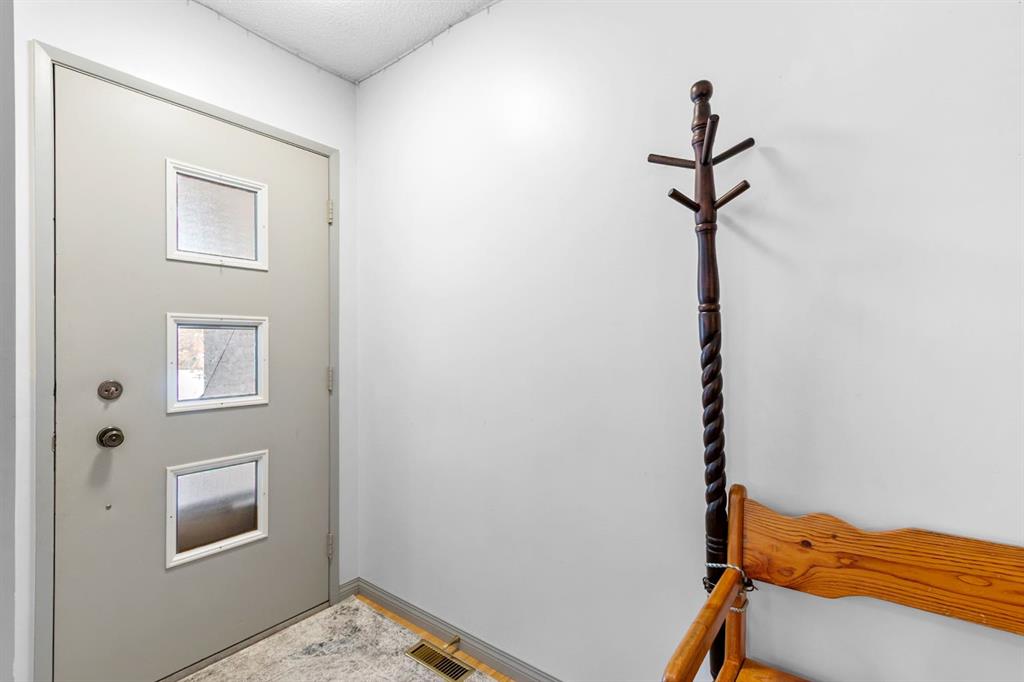 Fourth View of 4618 48 Avenue , NONE, Olds, Alberta, T4H 1C8