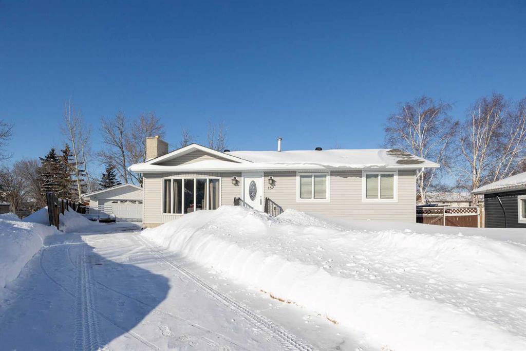 157 Beaumont Crescent , A2289372, Alberta,