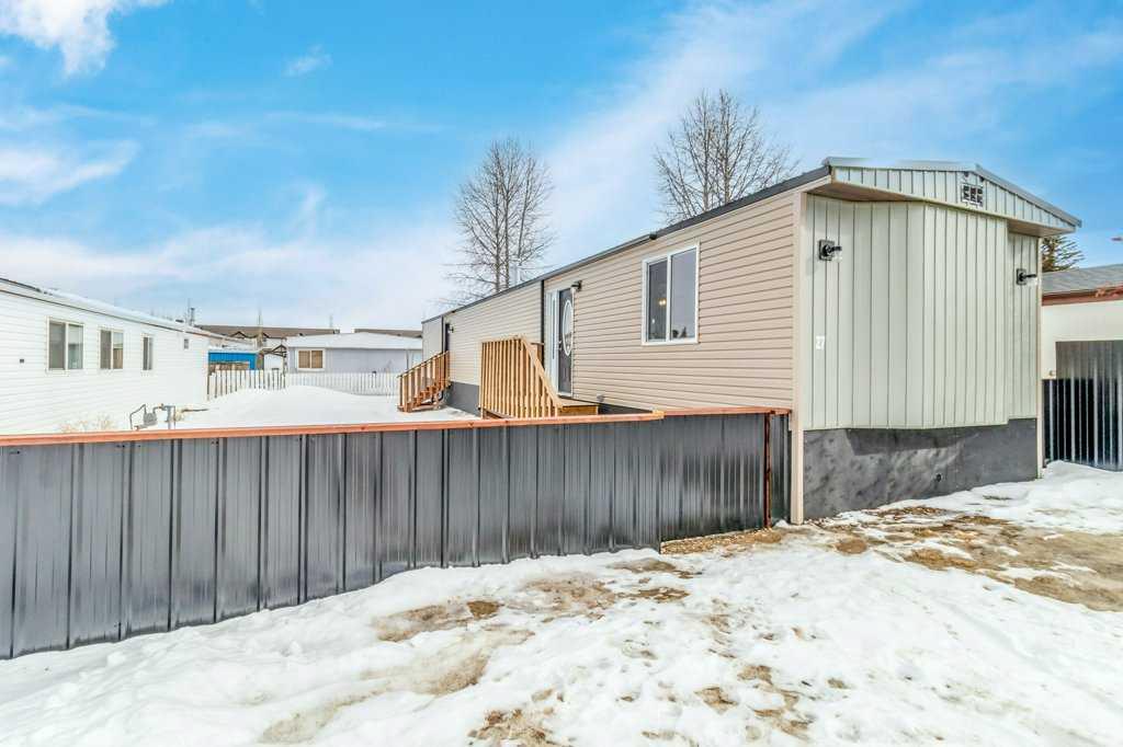 Second View of Unit 27, 4402 48 Avenue , NONE, Sylvan Lake, Alberta, T4S 1N7