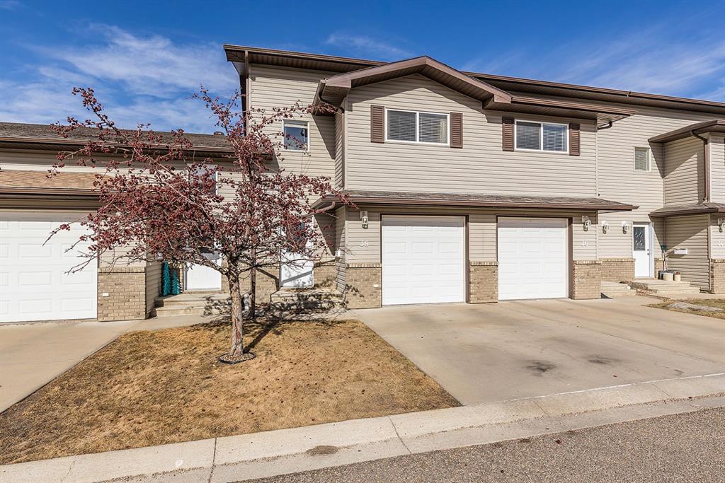 Fourth View of 38 Brentwood Lane SW, SW Southridge, Medicine Hat, Alberta, T1B0B4
