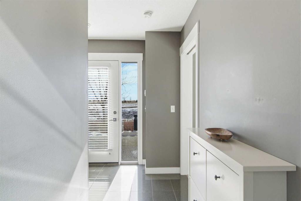 Fourth View of 33, 111 Rainbow Falls Gate , Rainbow Falls, Chestermere, Alberta, T1X 0Z5