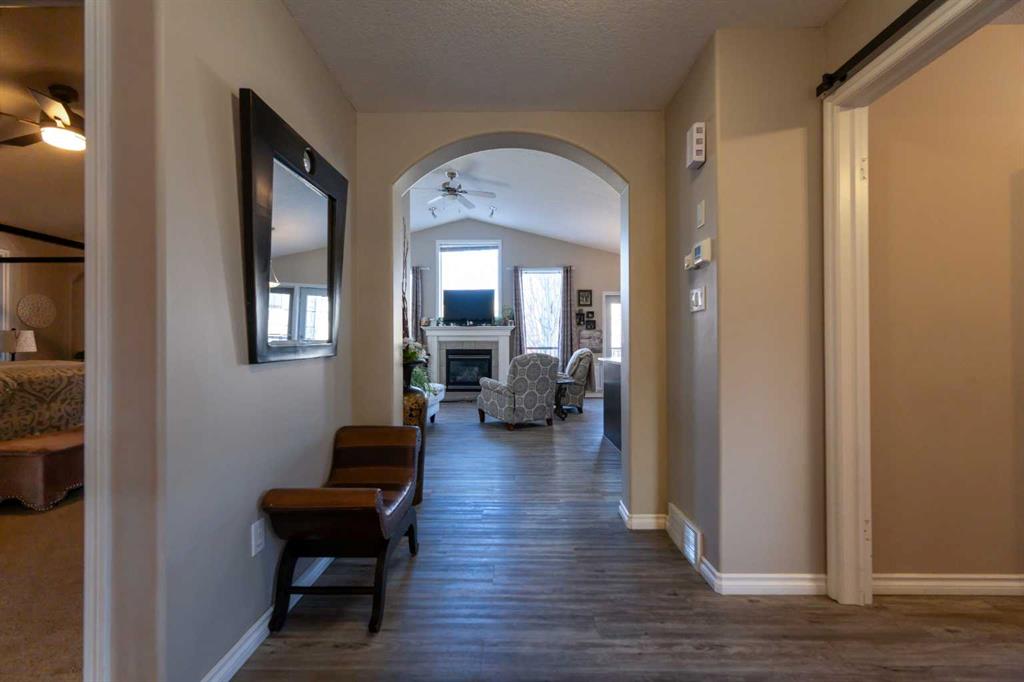 Fifth View of 65 Heritage Circle W, Heritage Heights, Lethbridge, Alberta, T1K 7T3