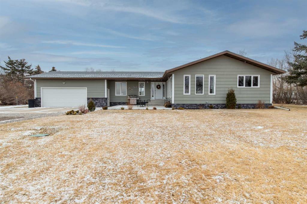 27 Main Street , A2289415, Alberta,