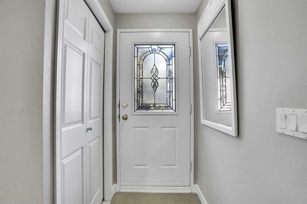 Fifth View of 141 Cedar Springs Gardens SW, Cedarbrae, Calgary, Alberta, T2W 5J9