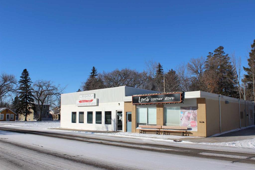 Third View of 135 Young Road S, Sunnylea, Brooks, Alberta, T1R 0A1