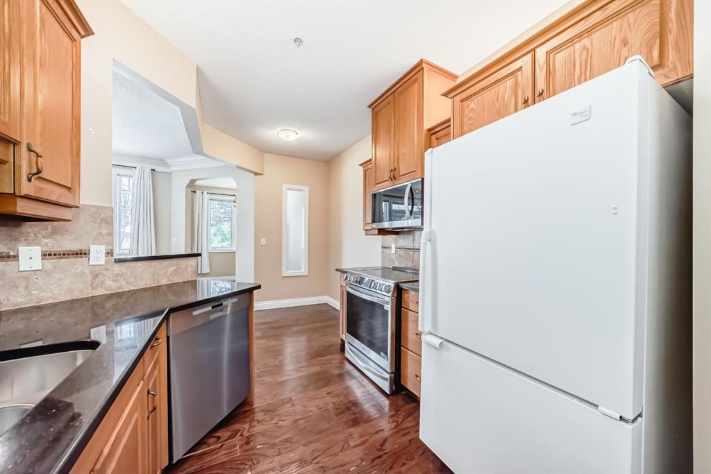 Fourth View of 203, 12505 Bonaventure Drive SE, Lake Bonavista, Calgary, Alberta, T2J 3S7