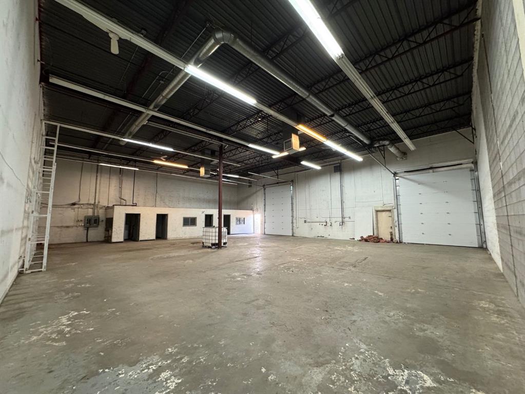 MLS® listing #108894039 for sale located at 142R, 1830 52 Street SE