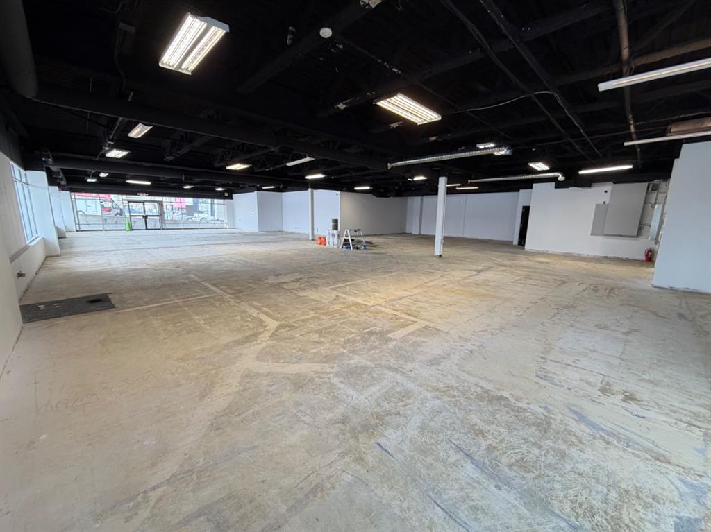 Third View of D200, 9737 Macleod Trail SW, Haysboro, Calgary, Alberta, T2J 0P6