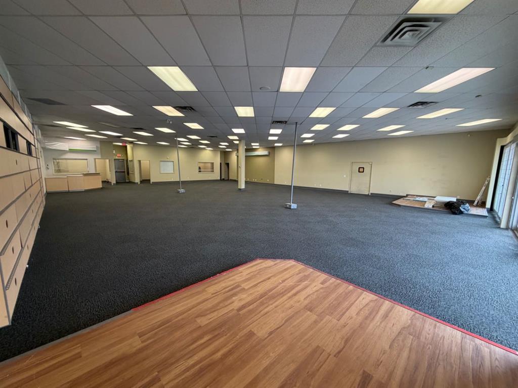 Second View of D220, 9737 Macleod Trail SW, Haysboro, Calgary, Alberta, T2J 0P6