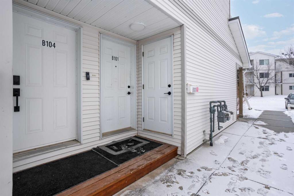Third View of 101B, 4917 68 Street , Grandview, Camrose, Alberta, T4V 4T8