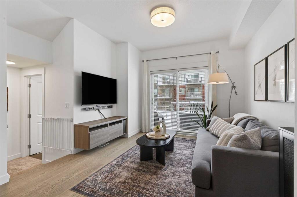 Third View of 2105, 5305 32 Avenue SW, Glenbrook, Calgary, Alberta, T3E 8A2