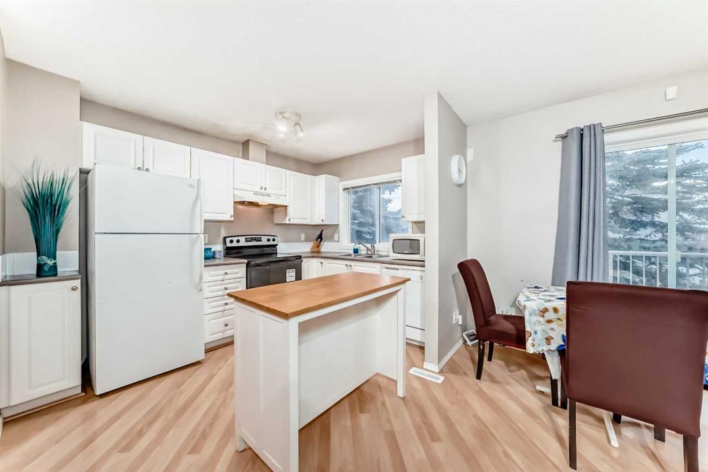 Fifth View of 82 Citadel Point NW, Citadel, Calgary, Alberta, T3G5L2