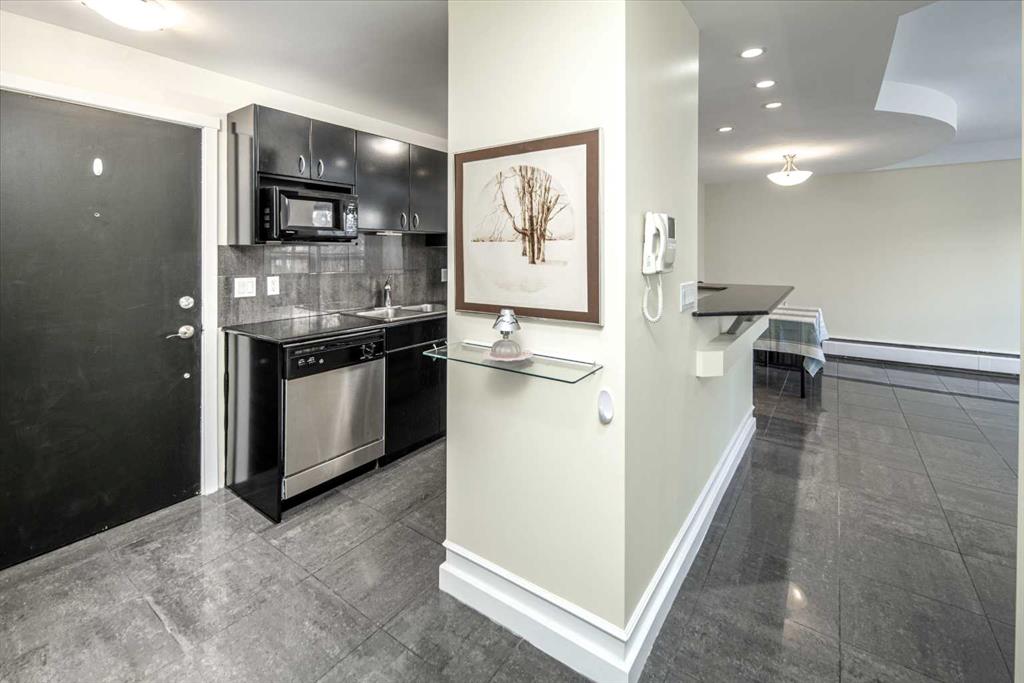 Fourth View of 204, 706 15 Avenue SW, Beltline, Calgary, Alberta, T2R 0R7