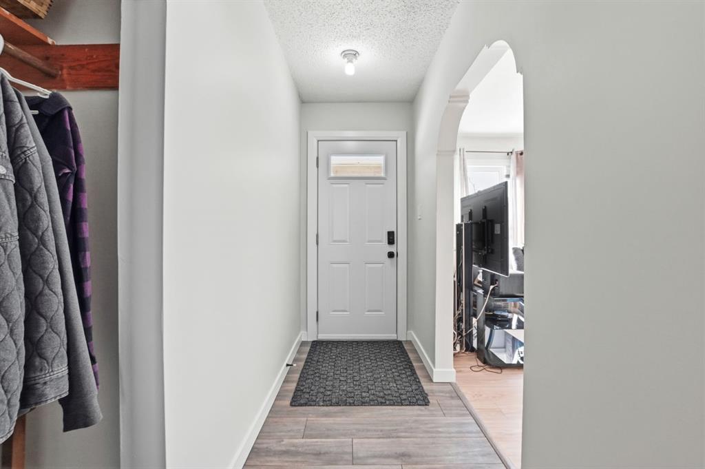 Fifth View of 4006 51 Street , Michener Hill, Red Deer, Alberta, T4N 1Z3