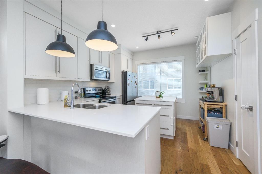 Fourth View of 59, 111 Rainbow Falls Gate , Rainbow Falls, Chestermere, Alberta, T1X 0Z4