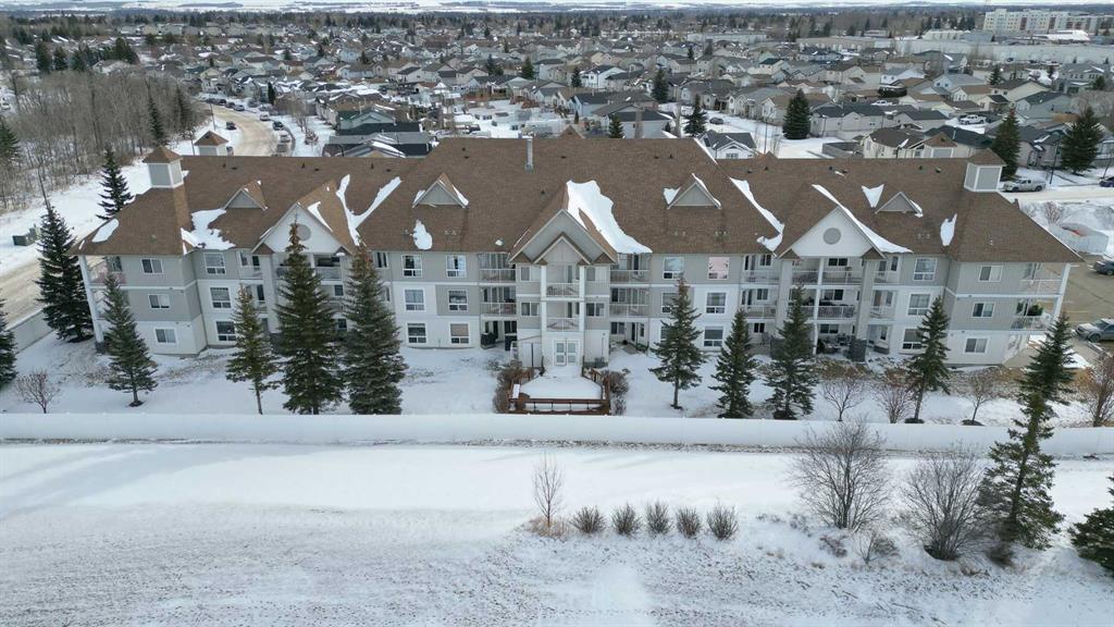 Third View of 106, 60 Jacobs Close , Johnstone Park, Red Deer, Alberta, T4P 4A2