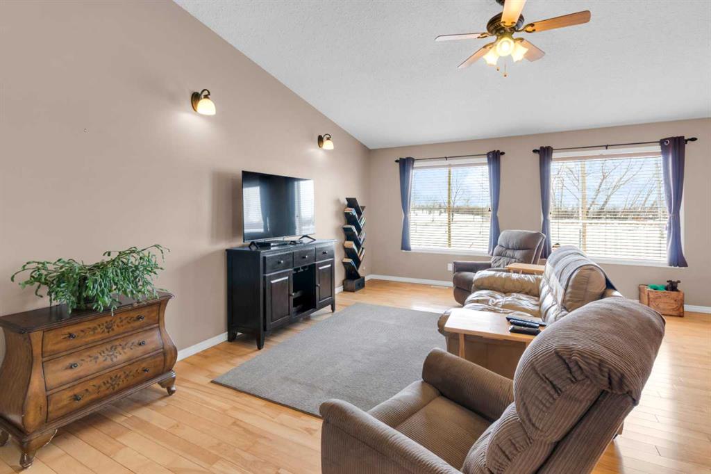 Fifth View of 924 Heritage Estates Drive , NONE, Acme, Alberta, T0M 0A0