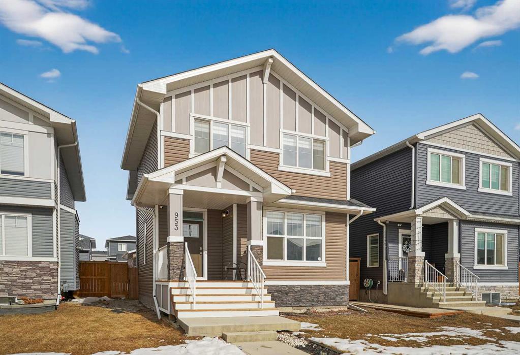 953 West Lakeview Drive , A2289811, Alberta,