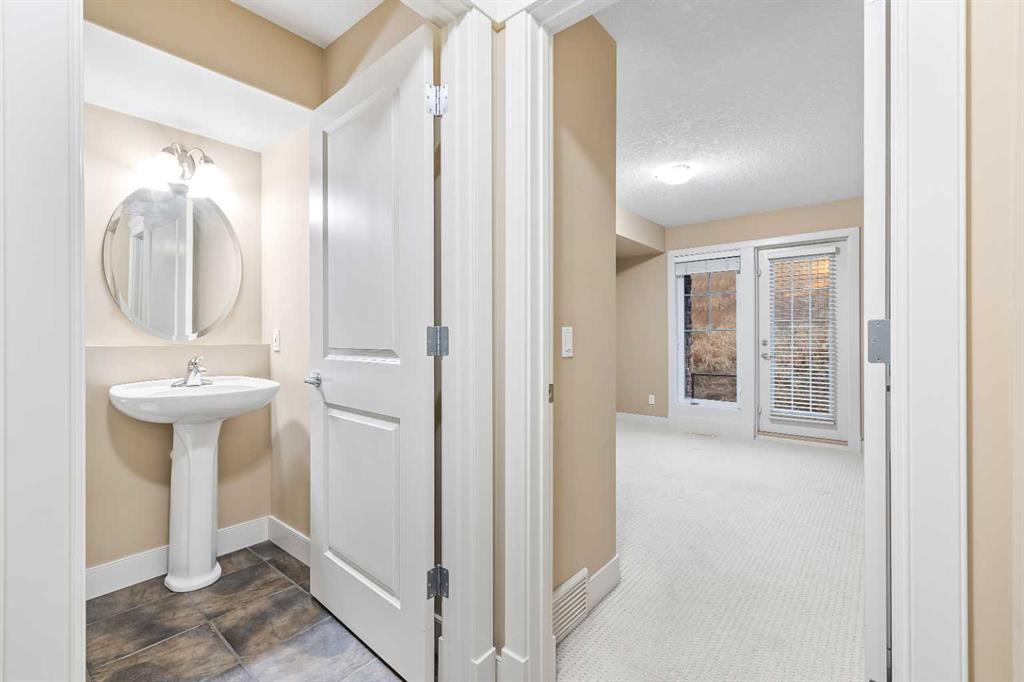 Fifth View of 402, 10 Discovery Ridge Hill SW, Discovery Ridge, Calgary, Alberta, T3H 5X2