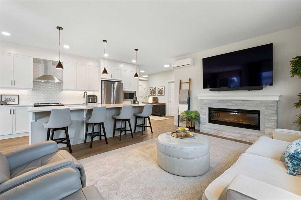 104, 55 Wolf Hollow Crescent SE, A2289896, Alberta,