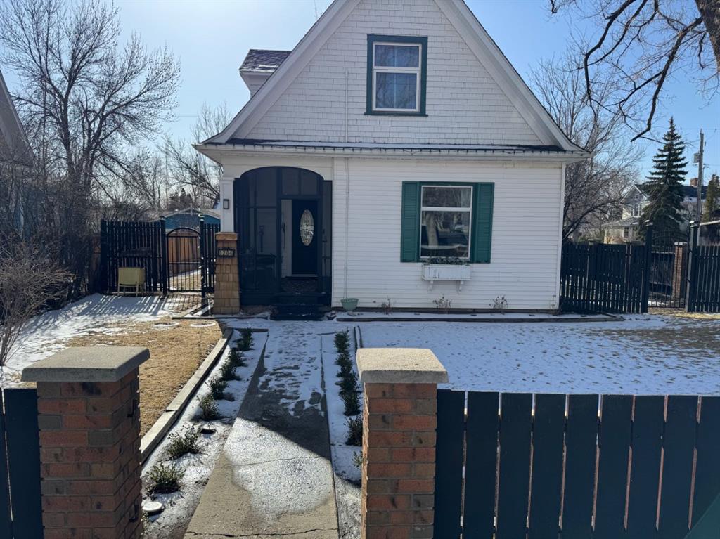 1204 7 Street S, A2289944, Alberta,