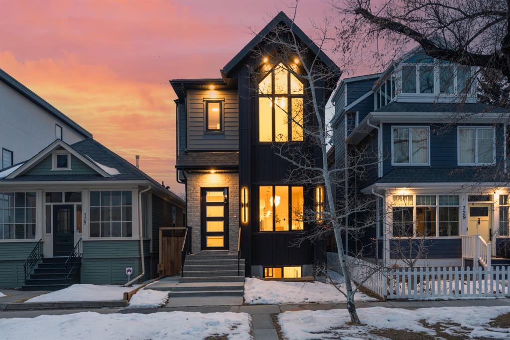 Third View of 727 15 Street NW, Hillhurst, Calgary, Alberta, T2N 2B3