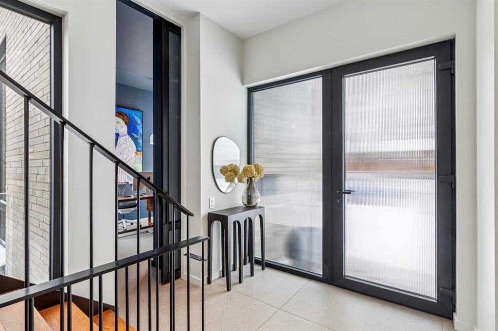 Third View of 2017 56 Avenue SW, North Glenmore Park, Calgary, Alberta, T3E 1M7