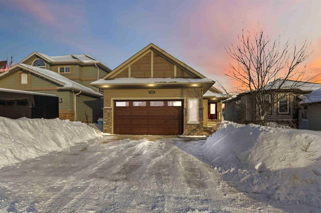 419 Falcon Drive , A2290049, Alberta,