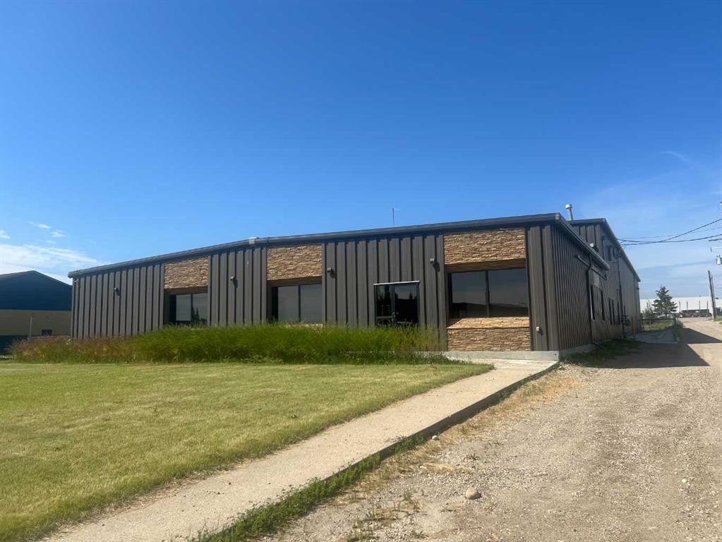 308 56 Street , A2290065, Alberta,