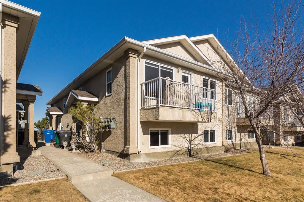 3, 11 Highlands Place W, A2290076, Alberta,