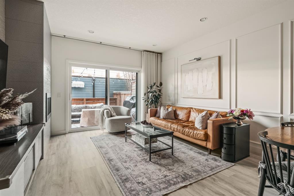 Fifth View of 2, 1712 Kensington Road NW, Hillhurst, Calgary, Alberta, T2N 3R3