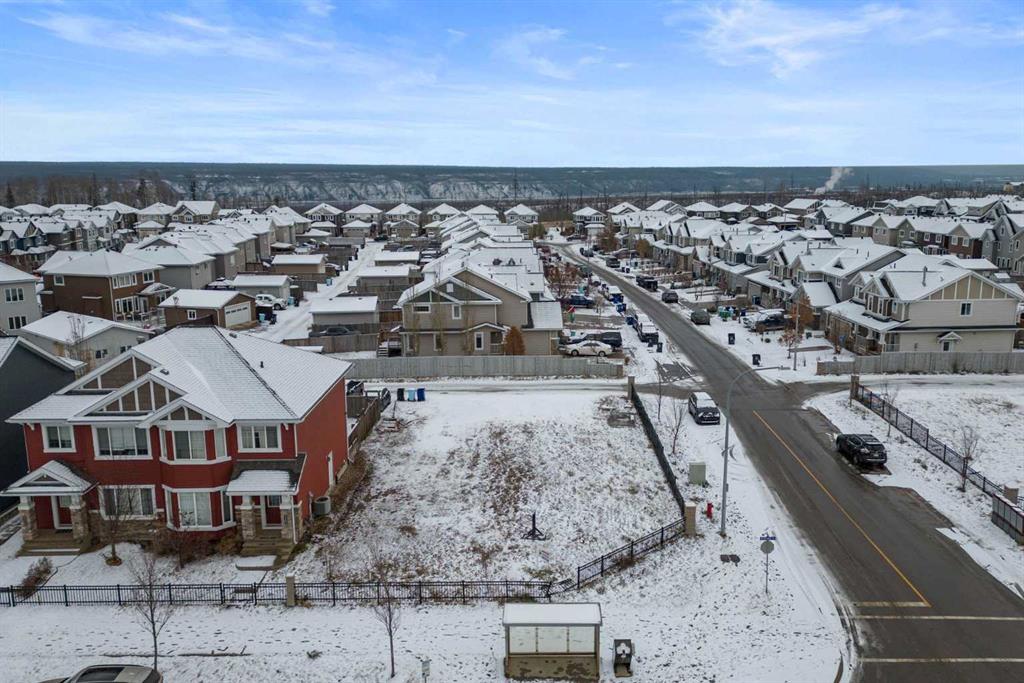 225 Heritage Drive  , A2290168, Alberta,