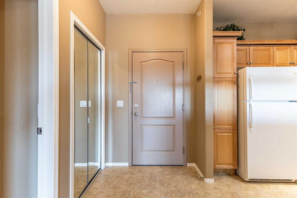 Fourth View of 436, 29 River Ridge Drive NW, Riverside, Medicine Hat, Alberta, T1A 8V3